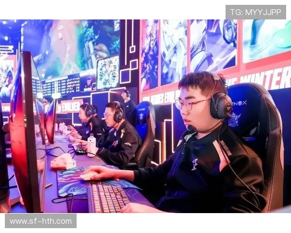 全球顶级电竞赛事燃爆全场见证年轻选手热血对决与荣耀时刻