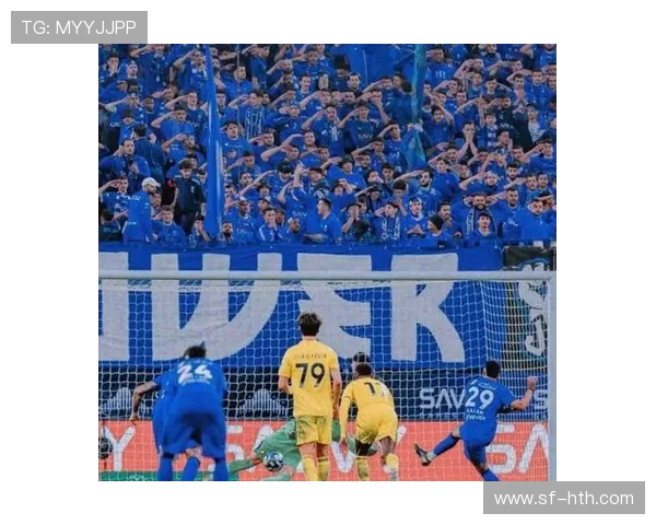 以利雅得新月强势登场激战焦点赛事全场氛围燃爆球迷热情 以利雅得新月强势登场激战焦点赛事全场氛围燃爆球迷热情