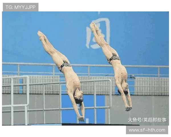 从惊涛骇浪到优雅入水探秘跳水运动背后的力量与艺术 从惊涛骇浪到优雅入水探秘跳水运动背后的力量与艺术