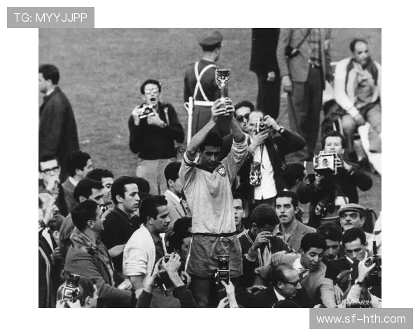 1970年世界杯经典对决巴西与乌拉圭的传奇时刻与历史意义分析 1970年世界杯经典对决巴西与乌拉圭的传奇时刻与历史意义分析