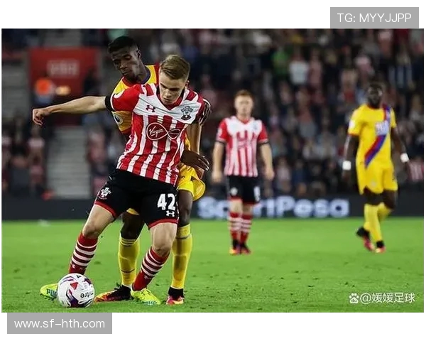 克劳利队与斯蒂文尼奇队激战正酣谁能在这场较量中脱颖而出