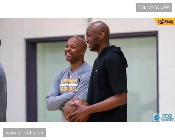 北卡与俄勒冈精彩对决录像回放分析及精彩瞬间集锦 北卡与俄勒冈精彩对决录像回放分析及精彩瞬间集锦