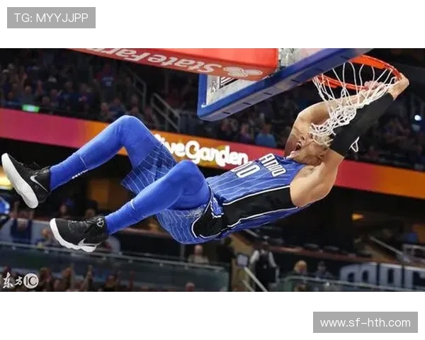 德阿隆福克斯如何在NBA赛场上崭露头角成就自己的篮球梦想